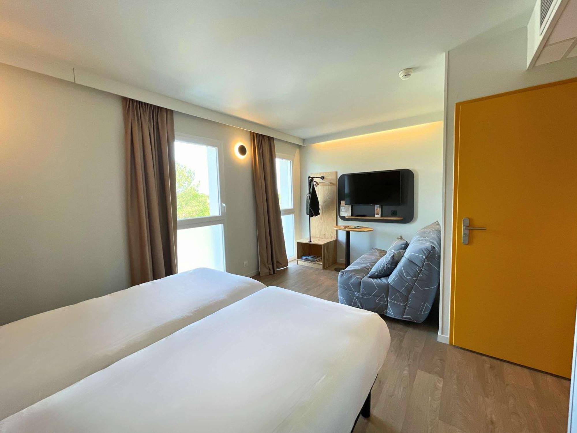 Greet Hotel Castets Coeur Des Landes Экстерьер фото
